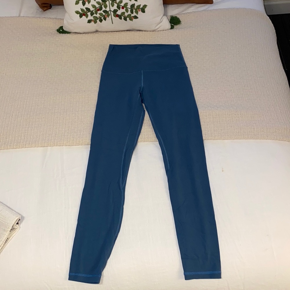 Lululemon Blue 25’ Align Pant